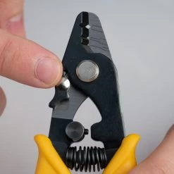 Jonard Tools Fiber Optic Stripper, 3-Hole -Network Cable Store 90j1 00002 v03