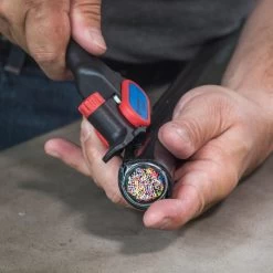 Jonard Tools Ratcheting Cable Slitter -Network Cable Store 90j1 00005 v06